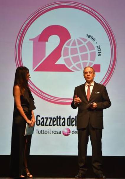 Sul palco il direttore della Gazzetta dello Sport Andrea Monti con la presentatrice Viviana Guglielmi. Bozzani